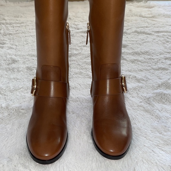 Tory Burch - Women's - Brown Leather Riding Boot - Size 7 - Picture 10 of 16
